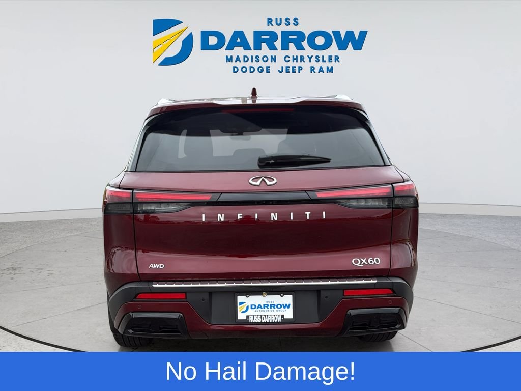 Used 2023 Red INFINITI LUXE image 4