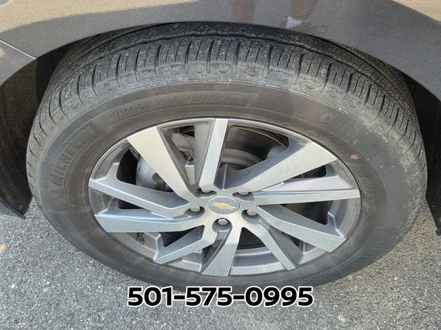 Used 2023 Gray Chevrolet LT image 8