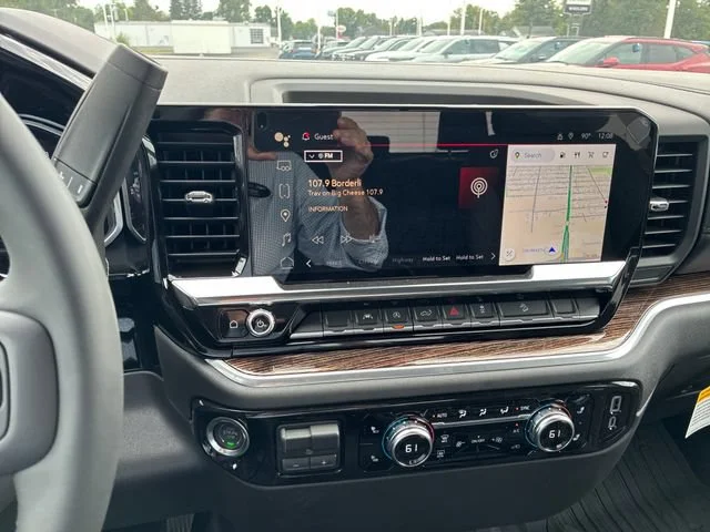 New 2026 Sterling Metallic GMC Elevation image 20