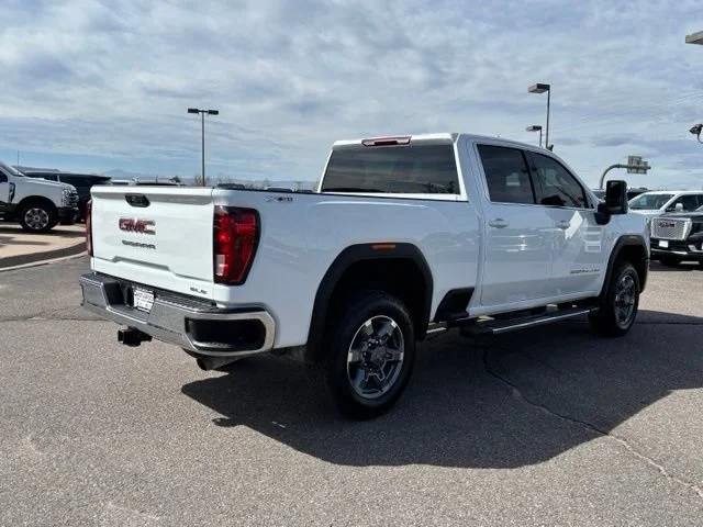 Certified Used 2026 Summit White GMC SLE image 5