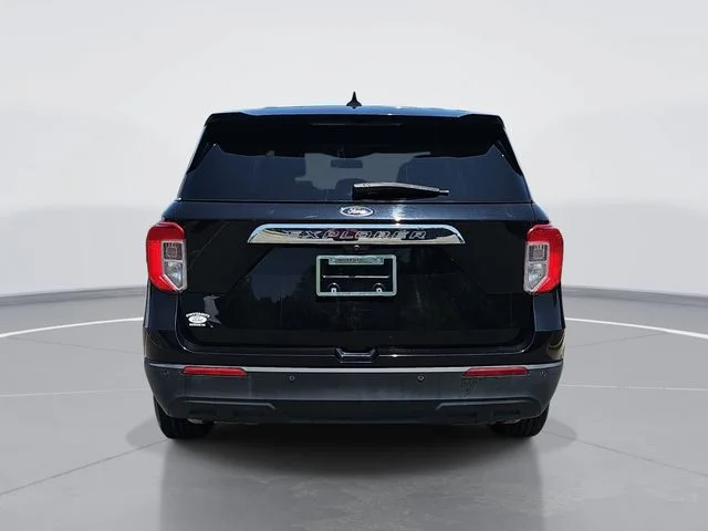 Used 2021 Black Ford Base image 4
