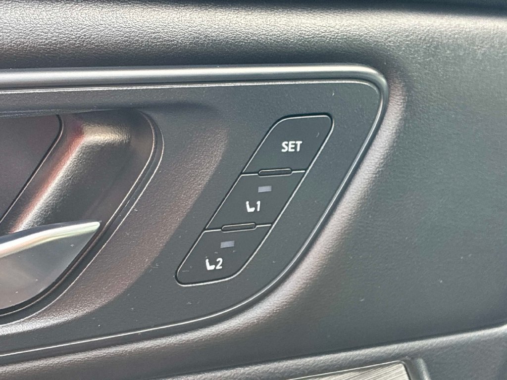 Used 2025 Black Nissan SL image 20