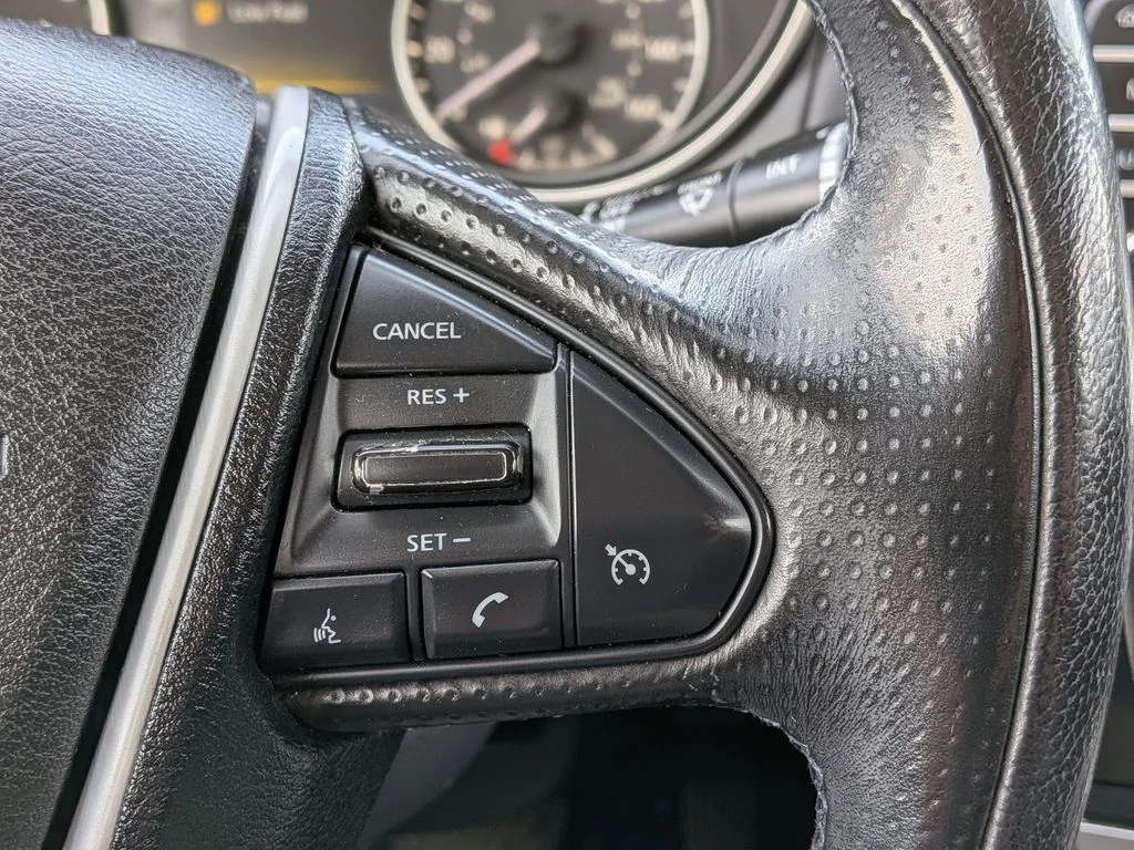 Used 2017 Blue Nissan 3.5 S image 16