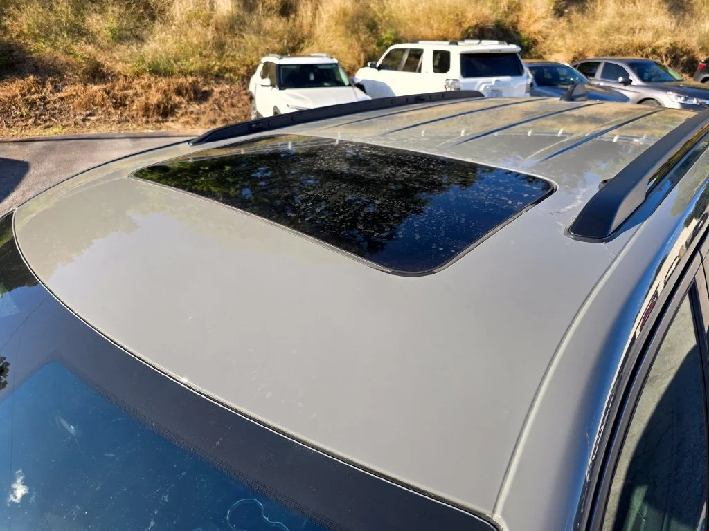 New 2027 Gray Jeep Laredo Altitude image 21