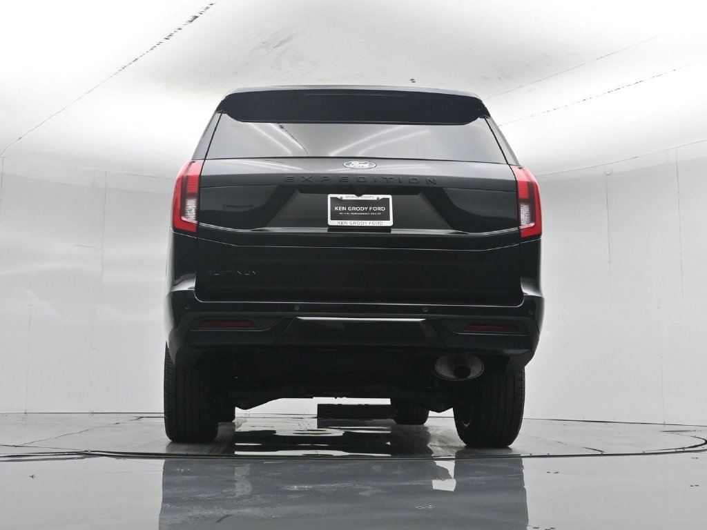 New 2027 Agate Black Metallic Ford Platinum image 53
