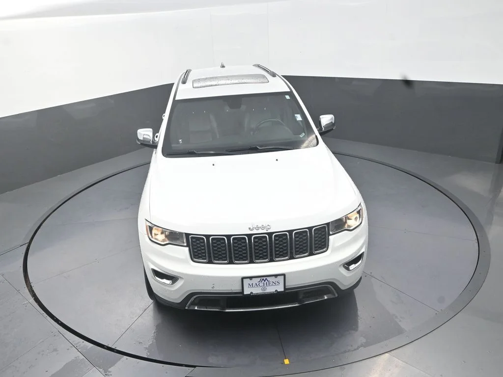 Used 2018 White Jeep Limited image 31