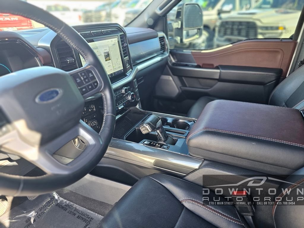 Used 2023 White Ford Lariat image 23