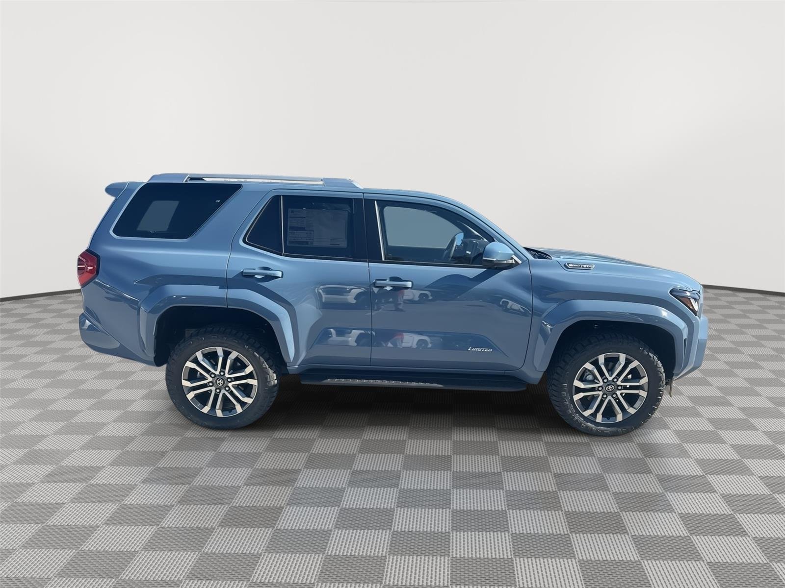View vehicle photo 4