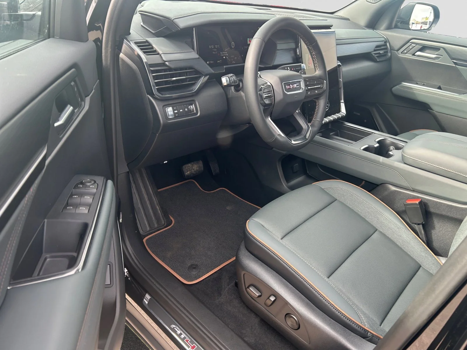 New 2026 Ebony Twilight Metallic GMC AT4 AWD image 13