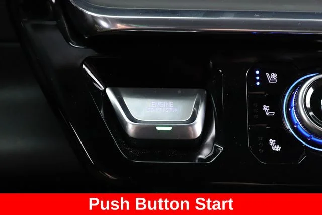 Used 2025 White GMC Denali Ultimate image 26