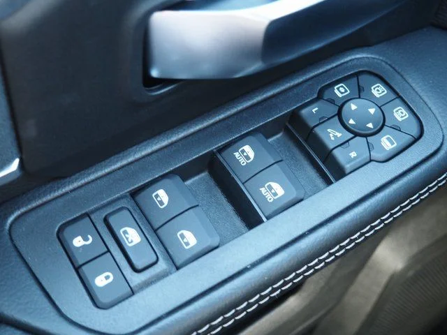 2026 RAM 3500 Big Horn - Photo 24