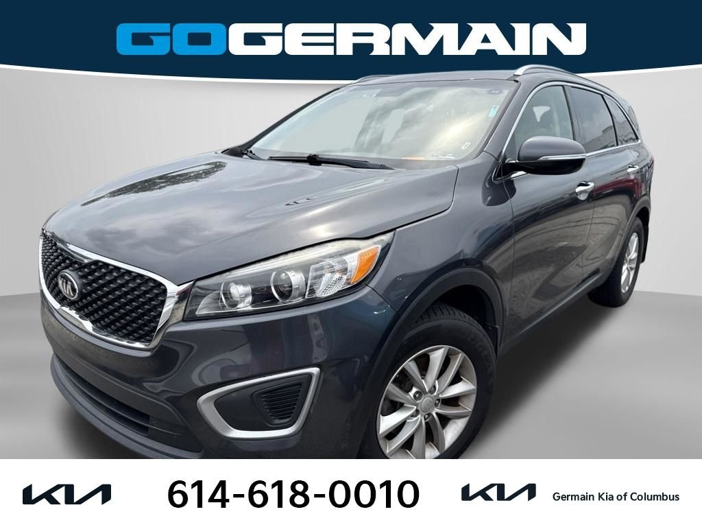 Used 2018 Gray Kia LX image 1