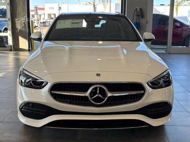 New 2026 MANUFAKTUR Moonlight White Metallic Mercedes-Benz C 300 image 10