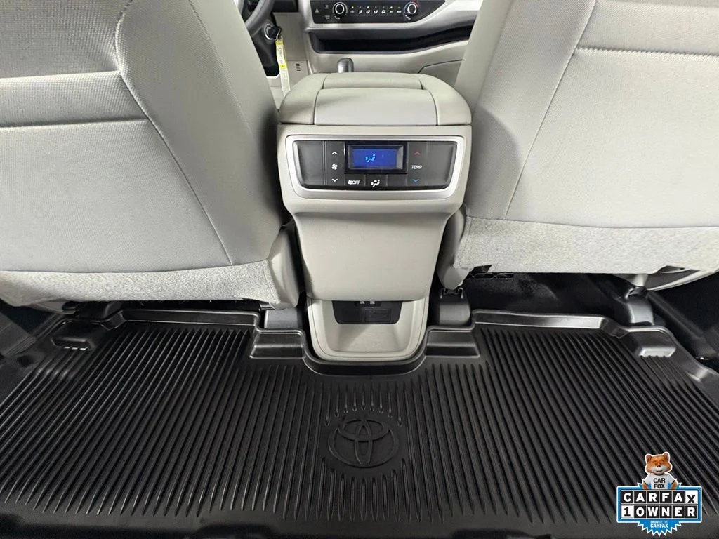 Used 2019 Green Toyota LE image 29