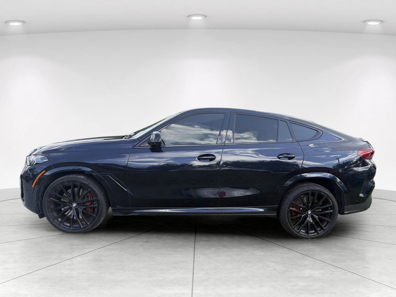 Certified Used 2025 Carbon Black Metallic BMW M60i image 7