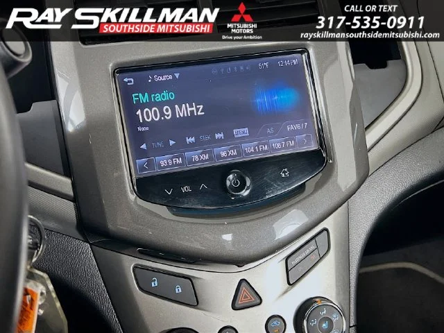 2015 Chevrolet Sonic LTZ - Photo 16