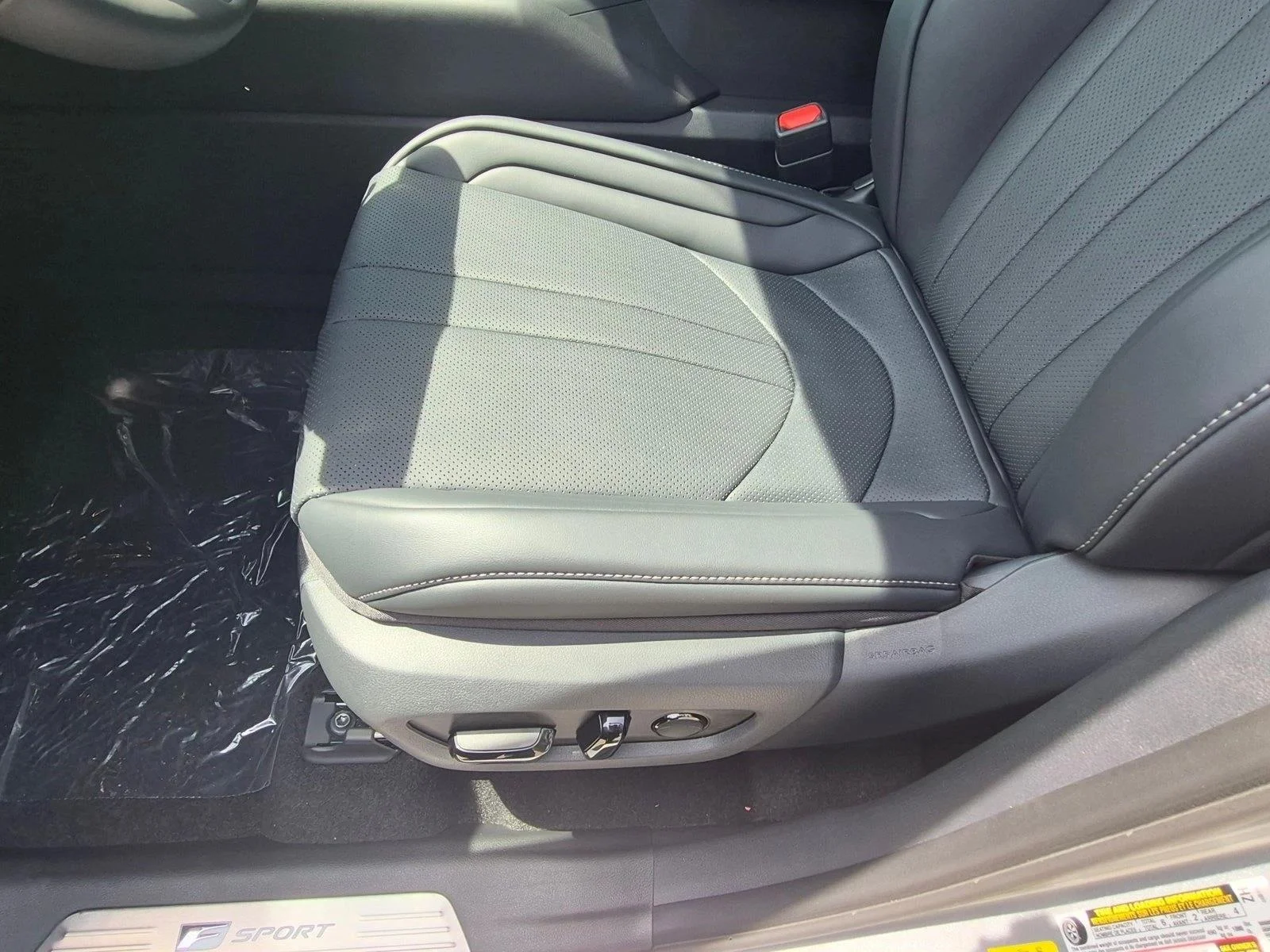 New 2026 Celestial Silver Metallic Lexus TX 500h F SPORT PERFORMANCE PREMIUM AWD image 4