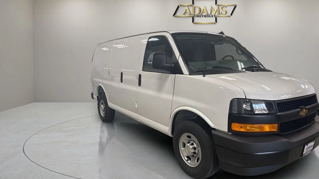 2025 Chevrolet Express Cargo Work Van - Photo 8