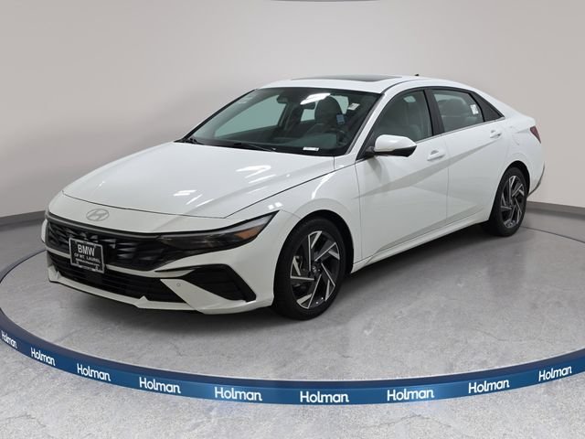 Used 2024 White Hyundai Limited image 1