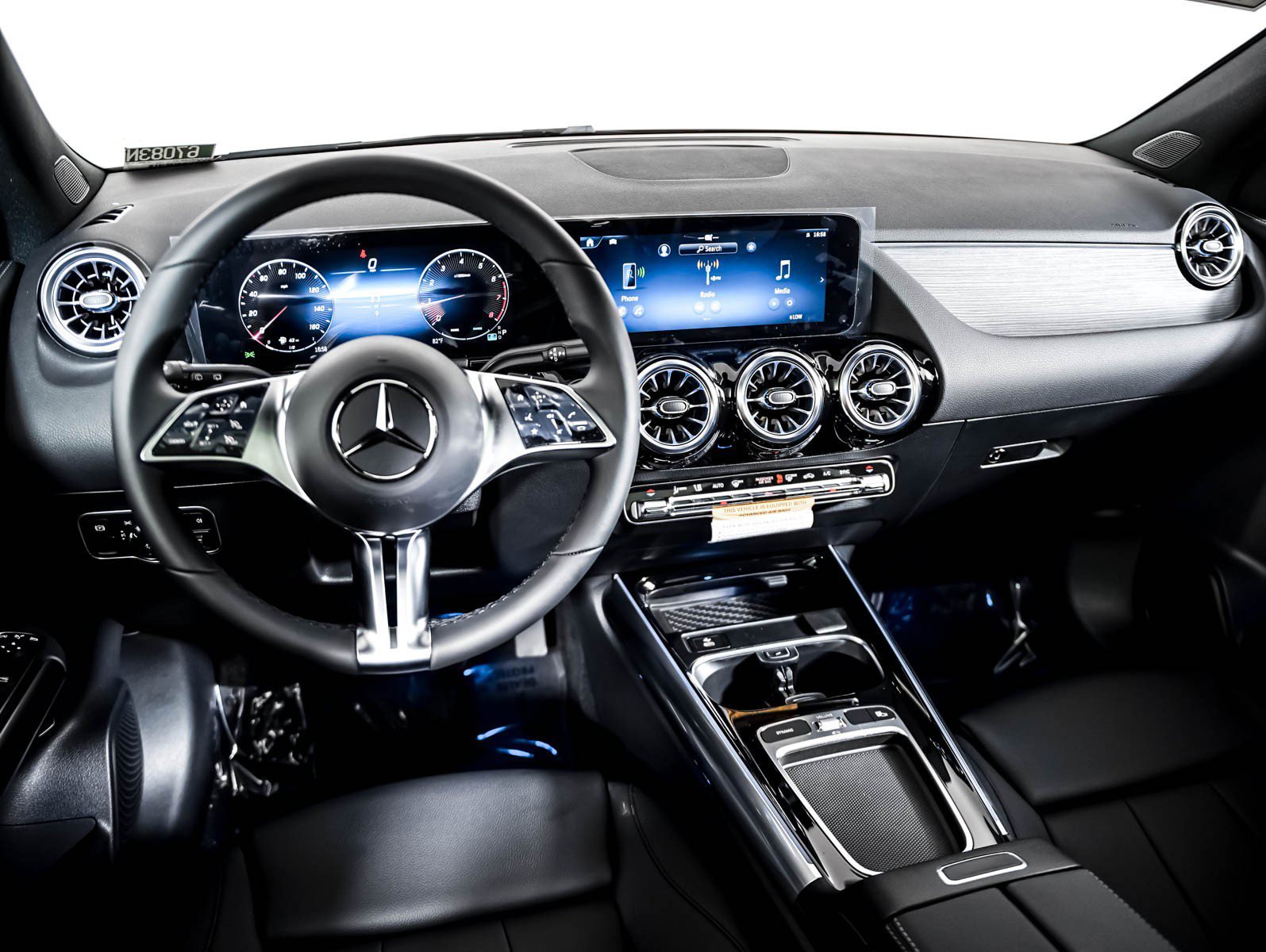 New 2026 Night Black Mercedes-Benz GLA 250 image 17