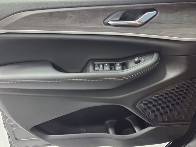 New 2026 Baltic Gray Metallic Clear-Coat Exterior Paint Jeep Altitude image 28