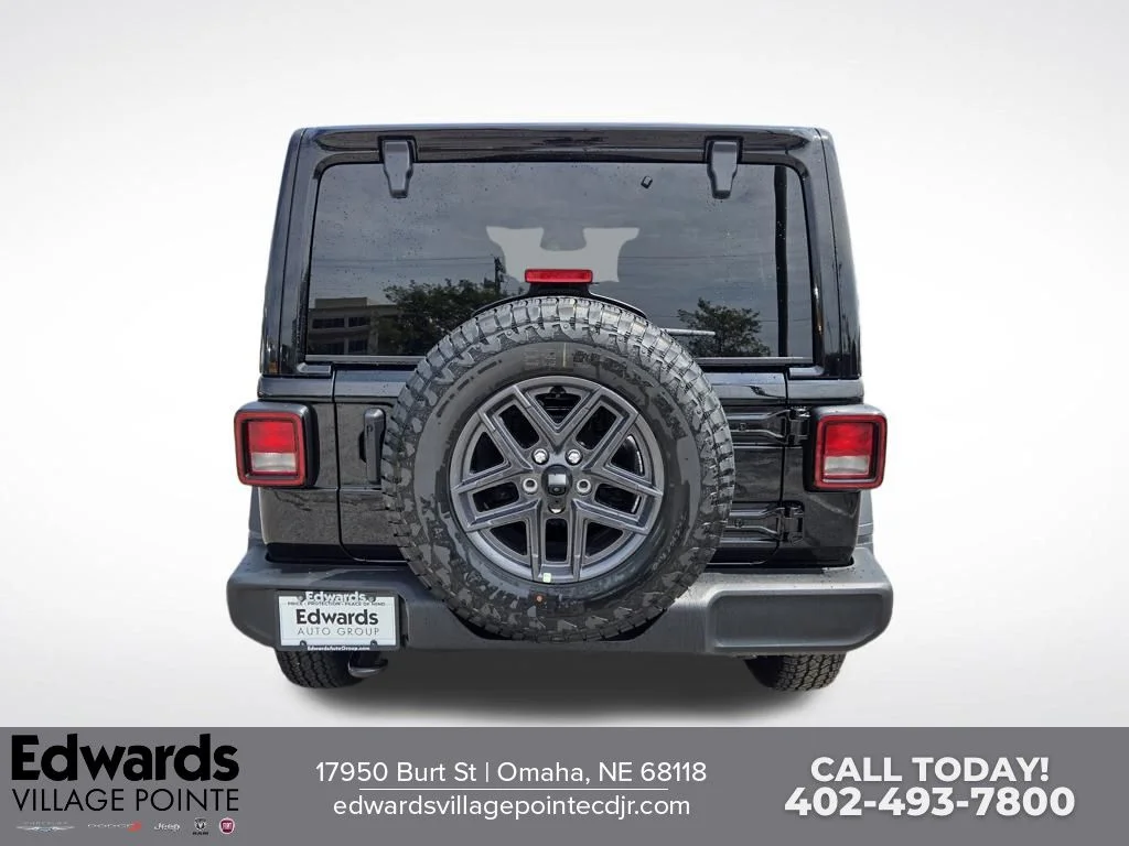 New 2026 Black Clear-Coat Exterior Paint Jeep Sport S image 4