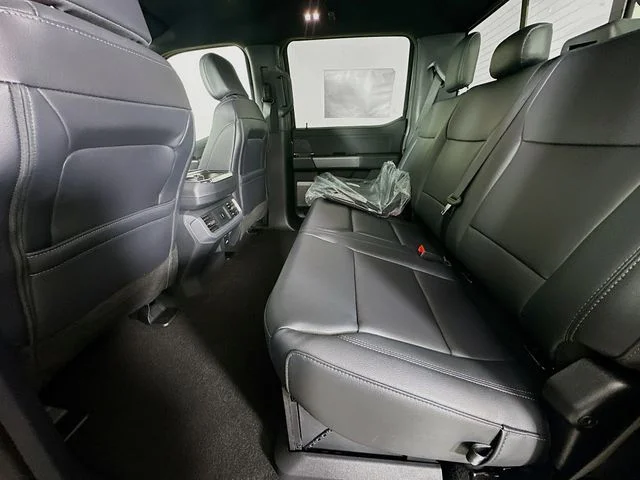 New 2026 Carbonized Gray Metallic Ford XLT image 25