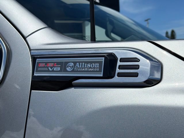 Used 2025 Sterling Metallic GMC Denali image 12