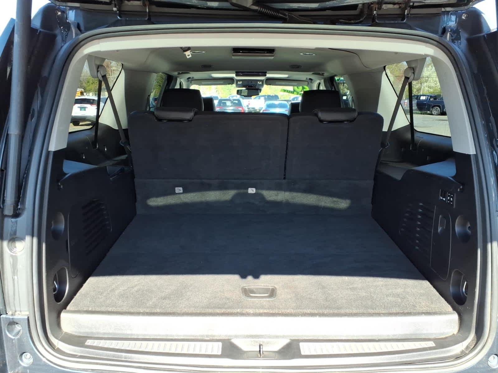 Used 2020 Dark Sky Metallic GMC Denali image 6