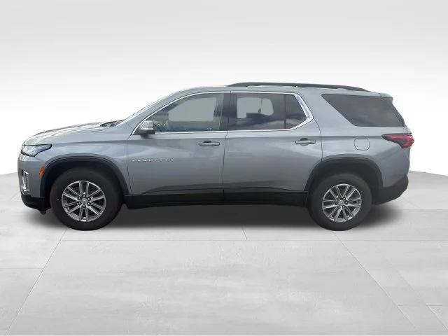 Used 2023 STERLING GRAY METALLIC Chevrolet LT Cloth image 2