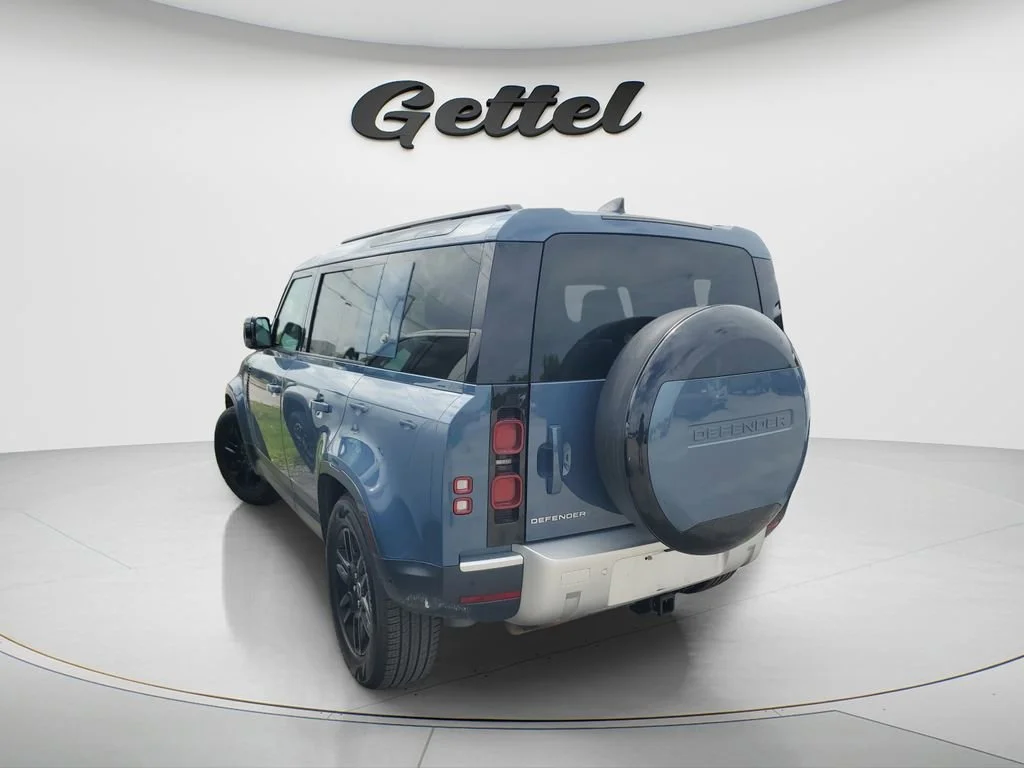 Used 2023 Blue Land Rover S image 5