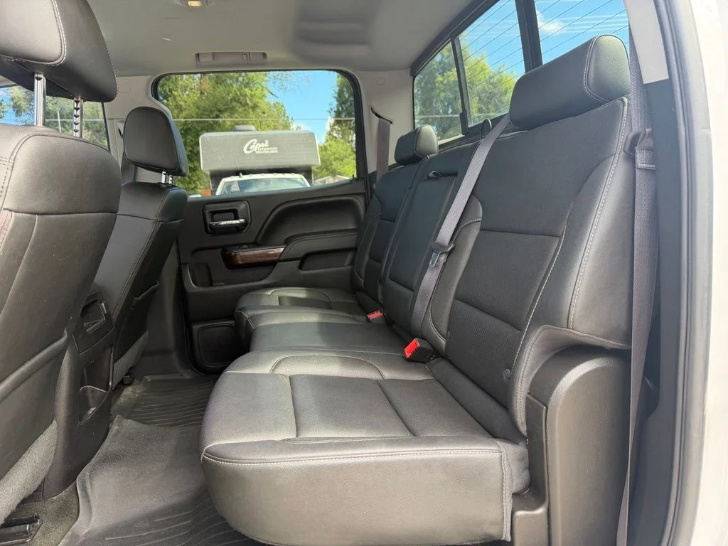 Used 2016 White GMC SLT image 20