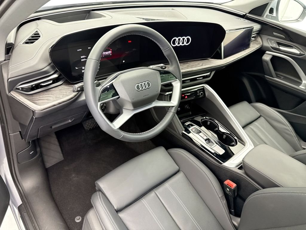 Used 2025 Florett Silver Metallic Audi 2.0T Prestige image 9