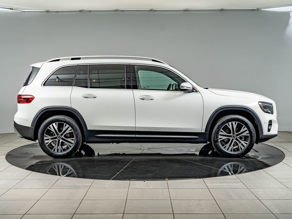 Certified Used 2026 Polar White Mercedes-Benz GLB 250 image 4