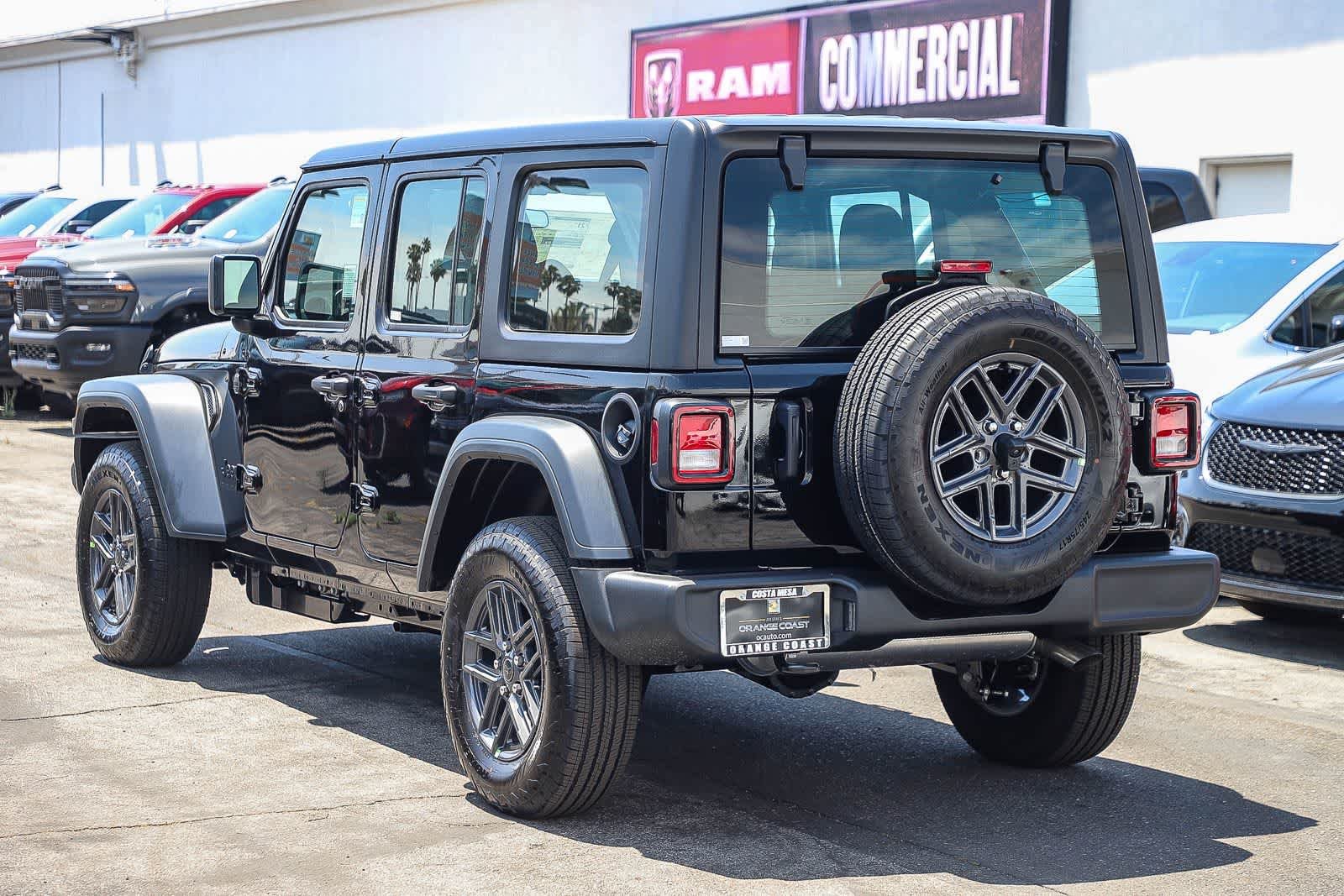 New 2026 Black Clear-Coat Exterior Paint Jeep Sport image 6