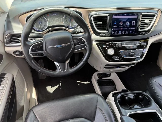 Used 2018 White Chrysler Touring L Plus image 12