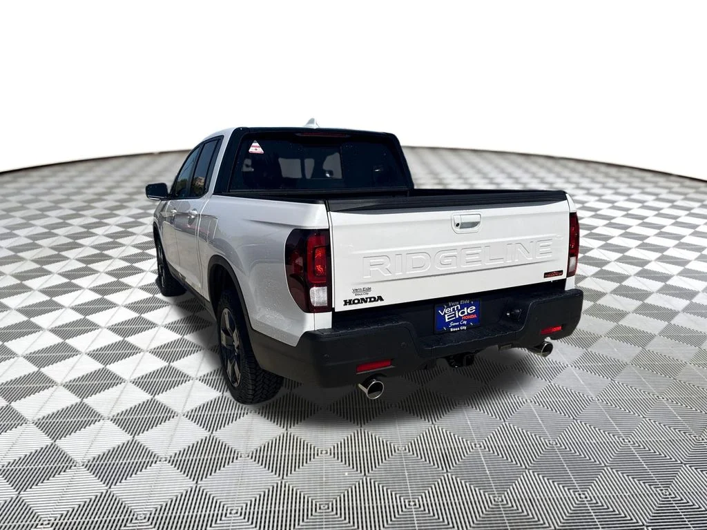 New 2026 Platinum White Pearl Honda TrailSport image 3