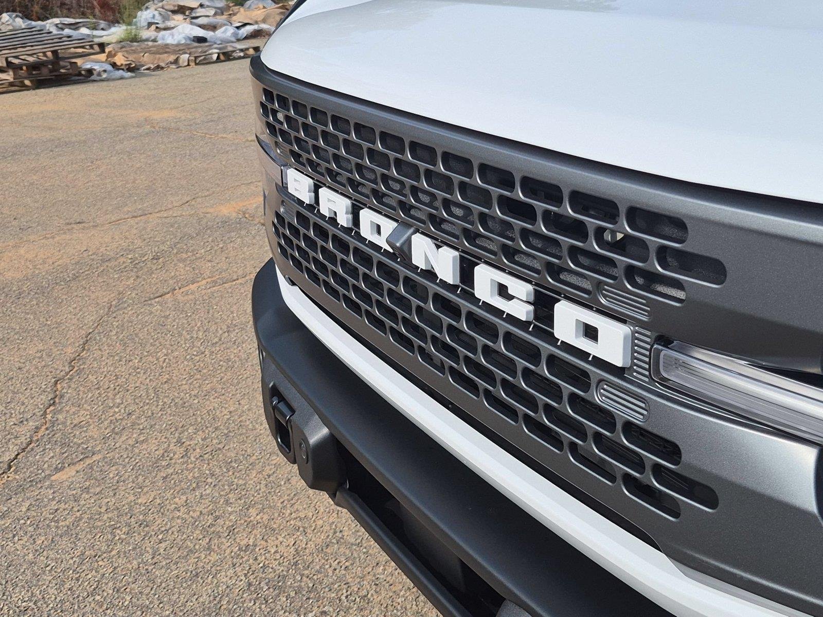 New 2026 Oxford White Ford Badlands® image 13