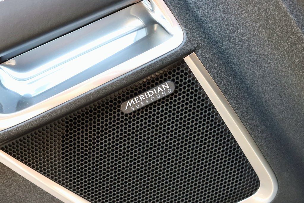 2024 JAGUAR E-PACE - Image 10