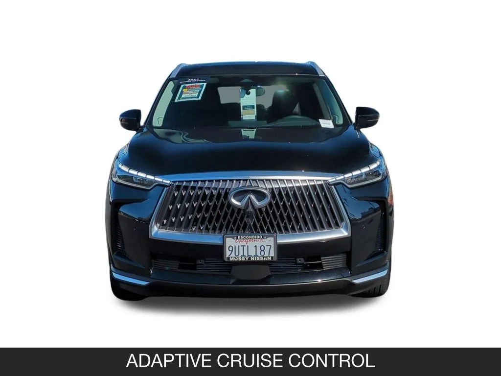 Used 2026 Black INFINITI LUXE image 4