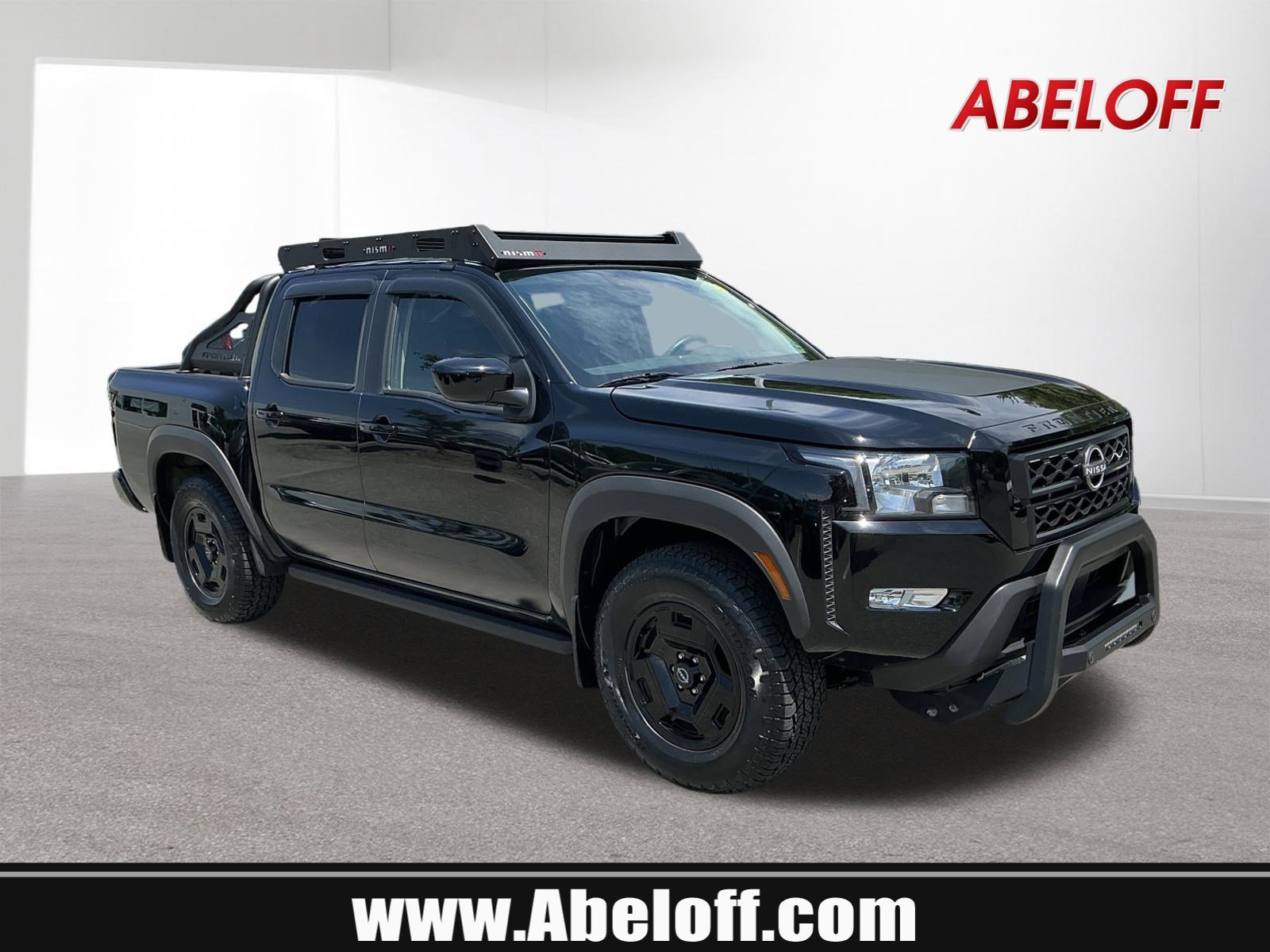 2024 Nissan Frontier SV Crew Cab 4X4 SWB's photo