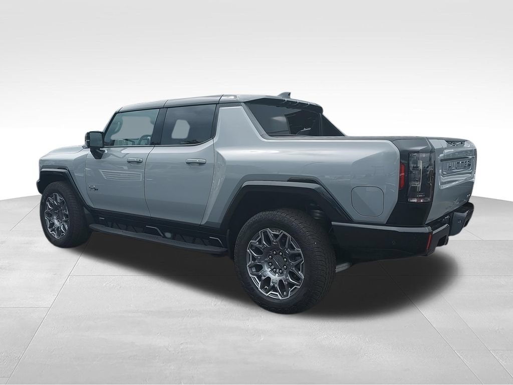 Used 2025 Meteorite Metallic (Grey) GMC 3X image 6
