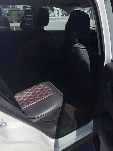 Used 2021 White Nissan S image 9