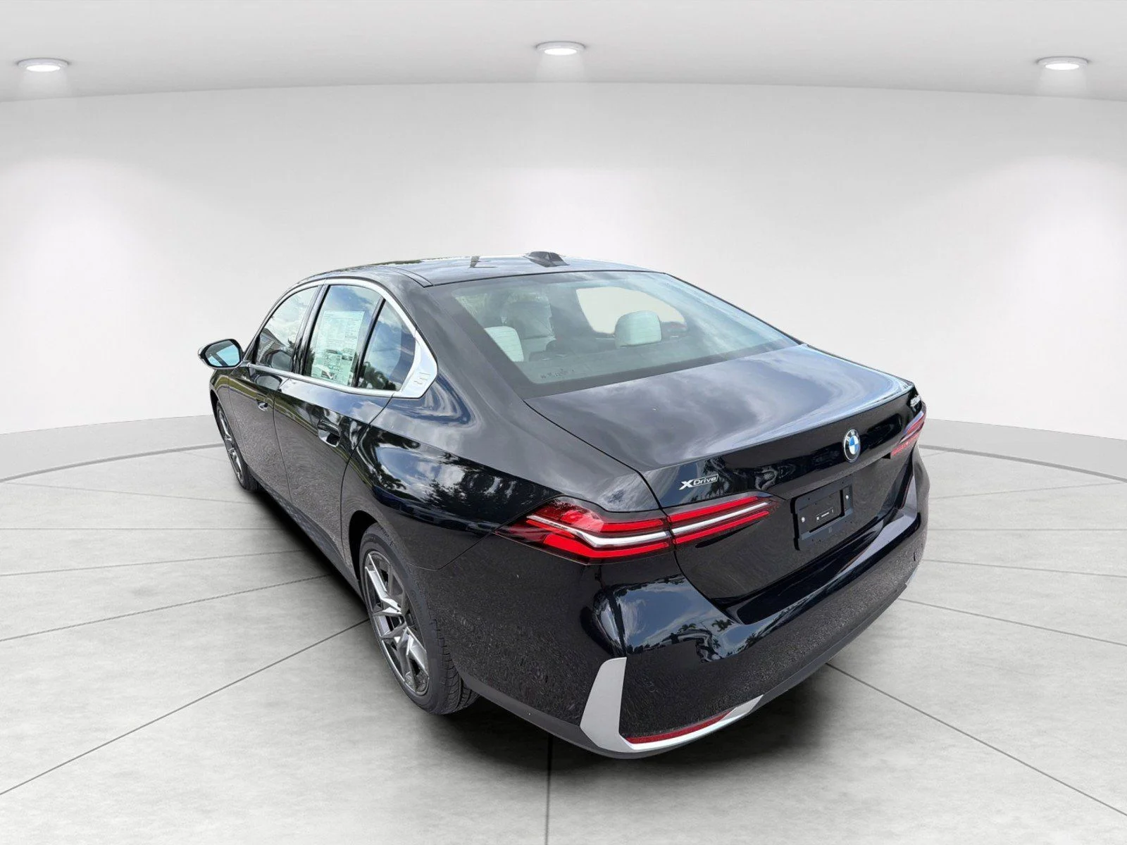 New 2027 Black Sapphire Metallic BMW 530i xDrive image 7