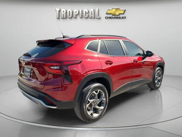 Used 2025 Crimson Metallic Chevrolet LT image 5