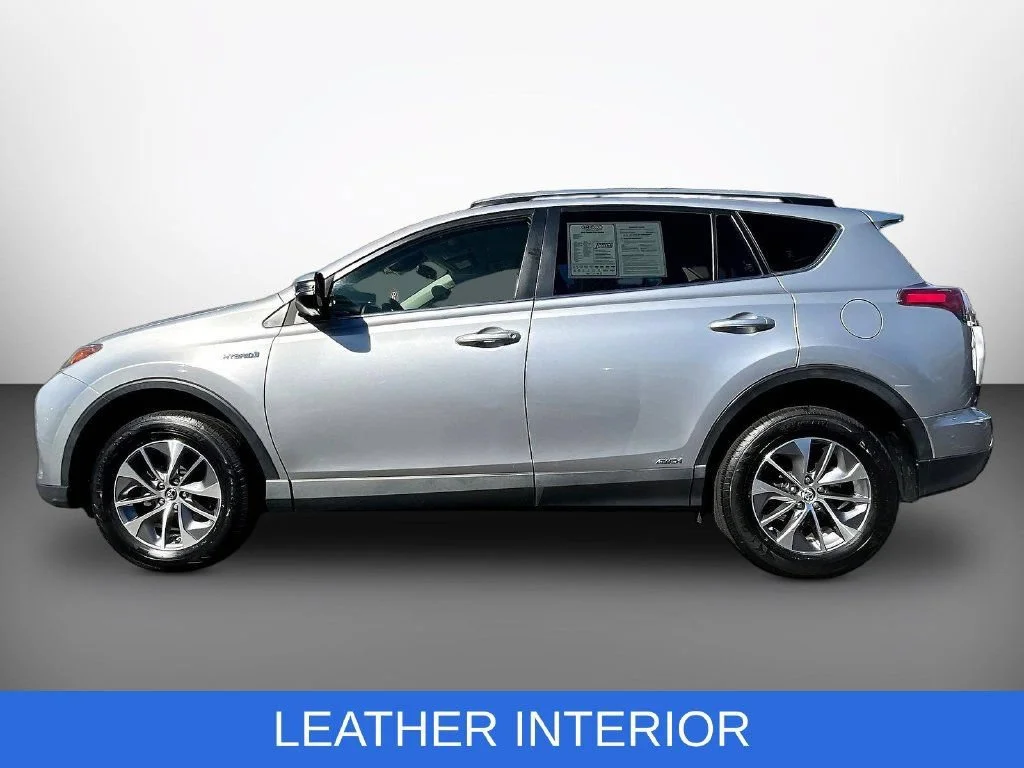 Used 2018 Silver Sky Metallic Toyota LE image 3