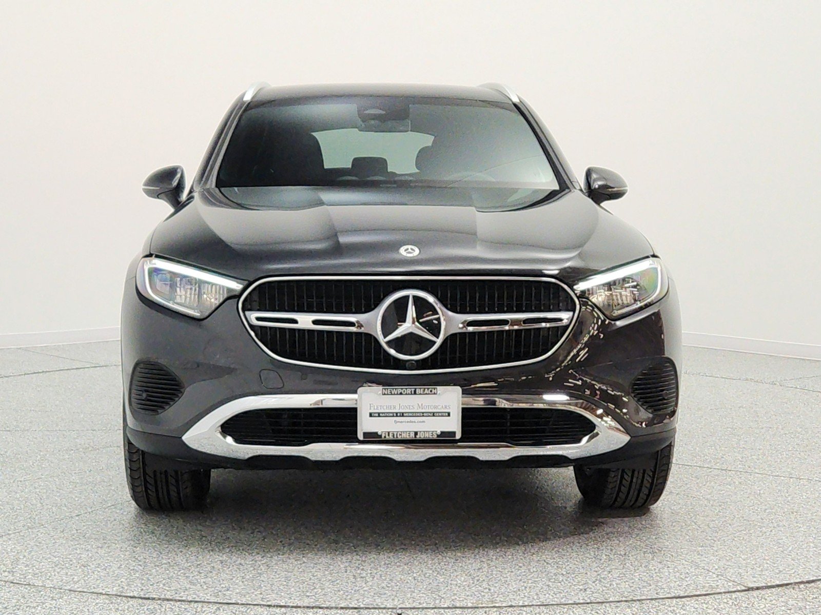 Certified Used 2026 Graphite Grey Metallic Mercedes-Benz GLC 300 SUV image 2