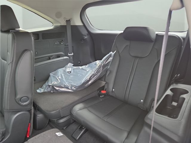 New 2026 Glacial White Pearl Kia X-Line SX AWD image 21