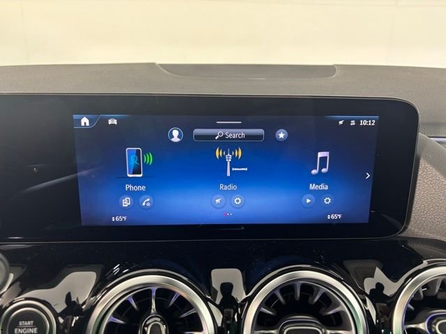 New 2026 White Mercedes-Benz GLA 250 image 23