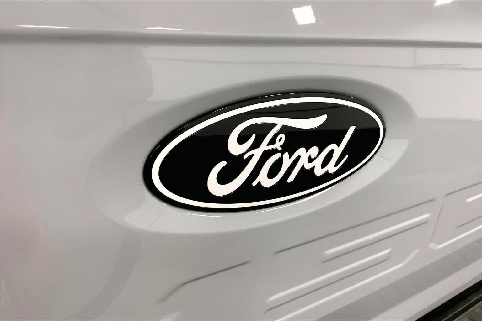 New 2026 Avalanche Ford XLT image 12